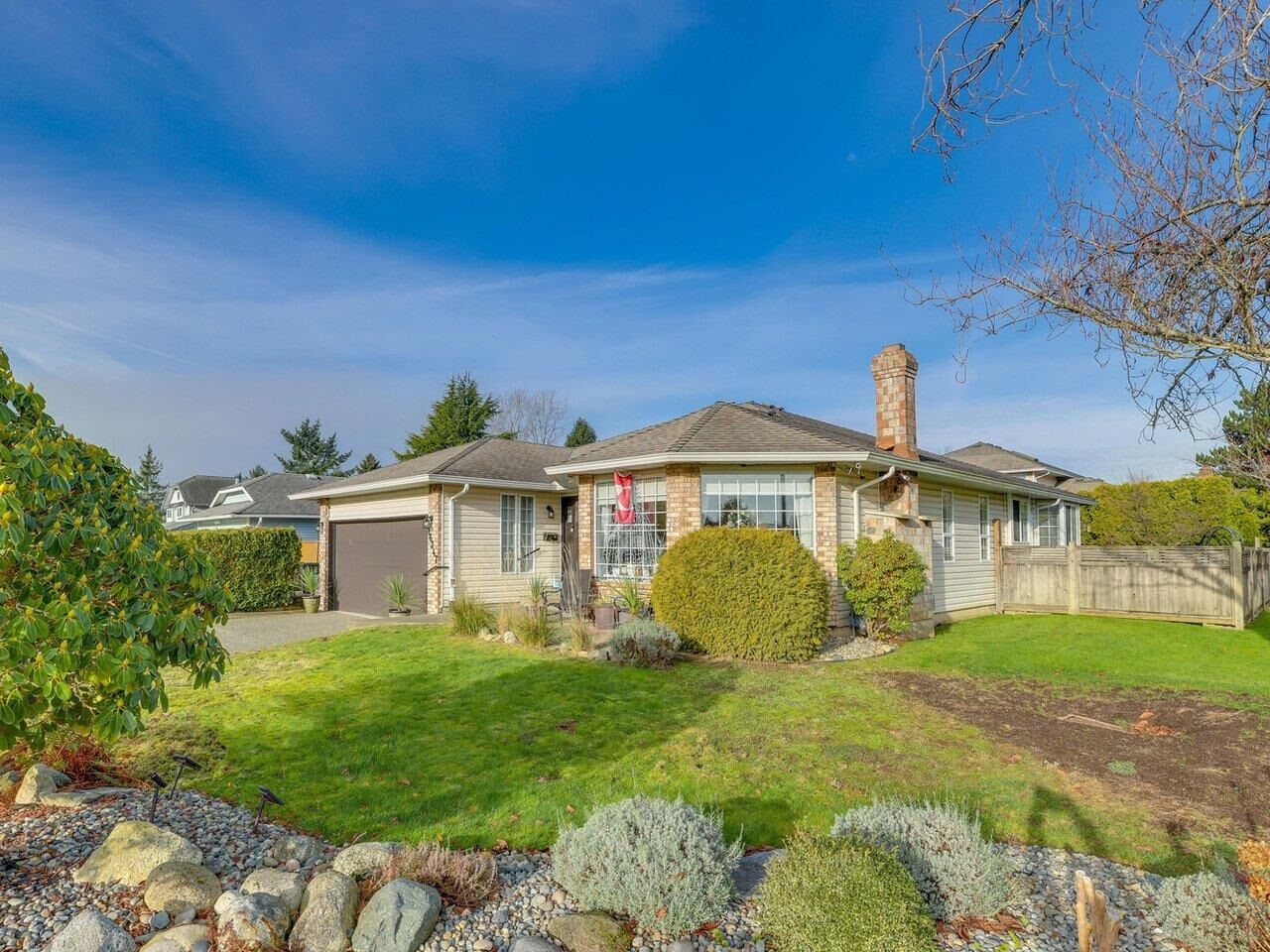 Property Photo: 16347 12 Avenue BC V4A 8C3