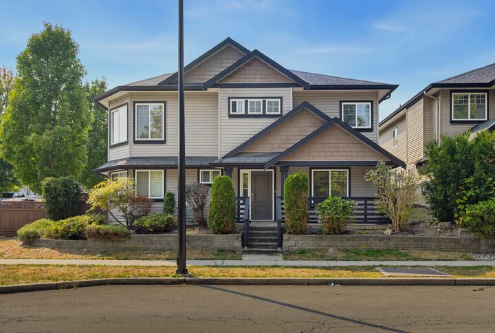 Property Photo: 11335 Creekside Street BC V2W 0C7