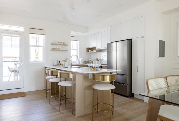 Property Photo: 2350 165 Street 111 BC V3Z 1J9