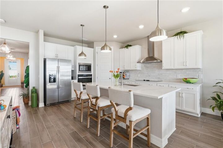 Property Photo: 44573 Frontier Dr FL 33982