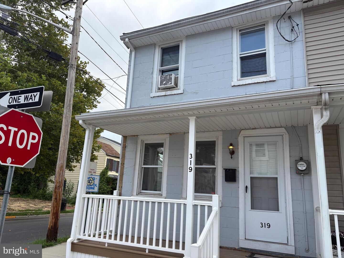 Property Photo:  319 Borden Street  NJ 08505 