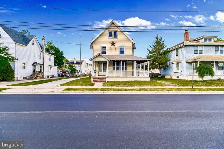 Property Photo:  709 Bridgeboro Street  NJ 08075 