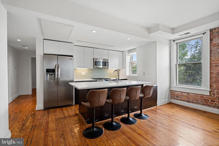 Property Photo: 1801 Wyoming Avenue NW 23 DC 20009