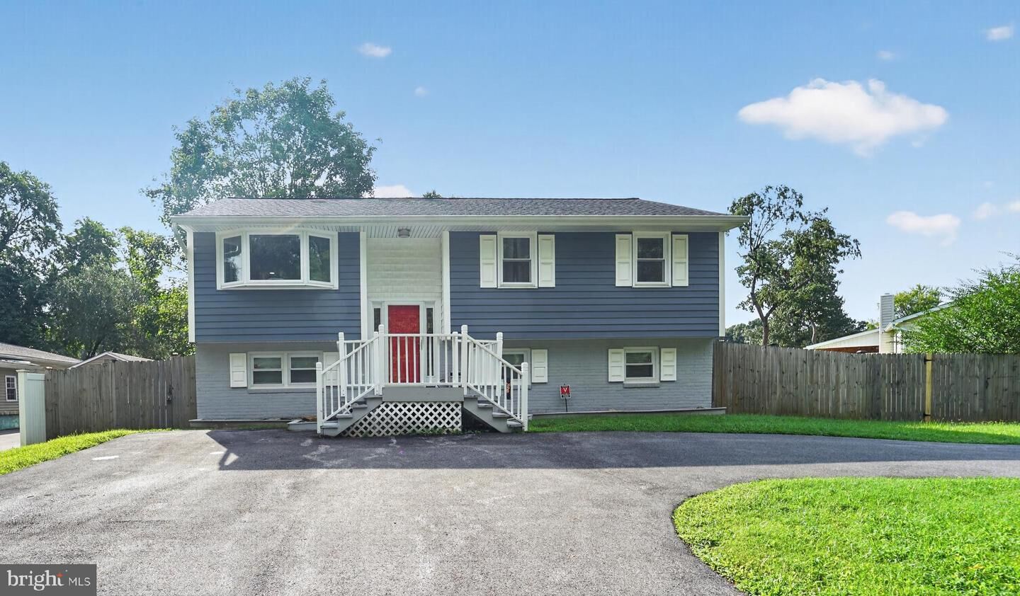Property Photo:  7849 Elizabeth Road  MD 21122 