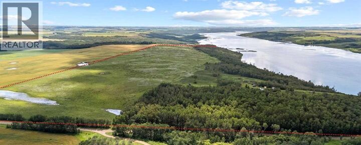 Property Photo:  19515 Twp Rd 452  AB T4V 2M9 