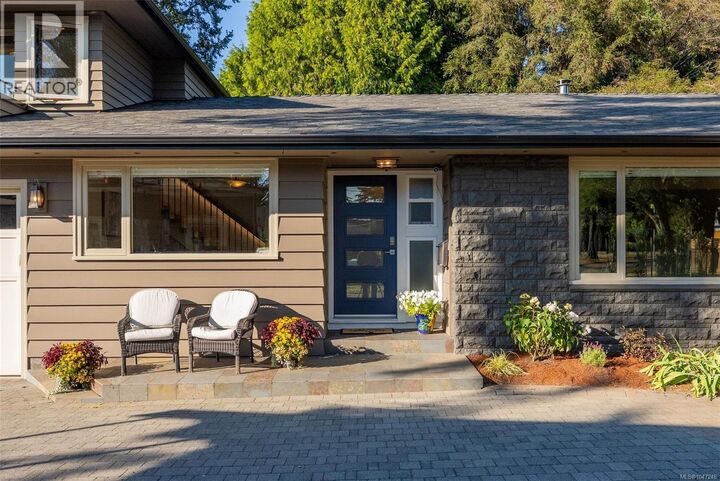 Property Photo:  1680 Ash Road  BC V5C 4B3 