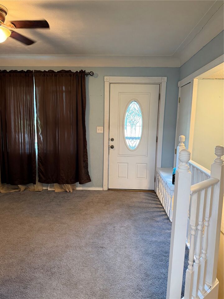 Property Photo: 344 SW 28th Avenue IA 52404