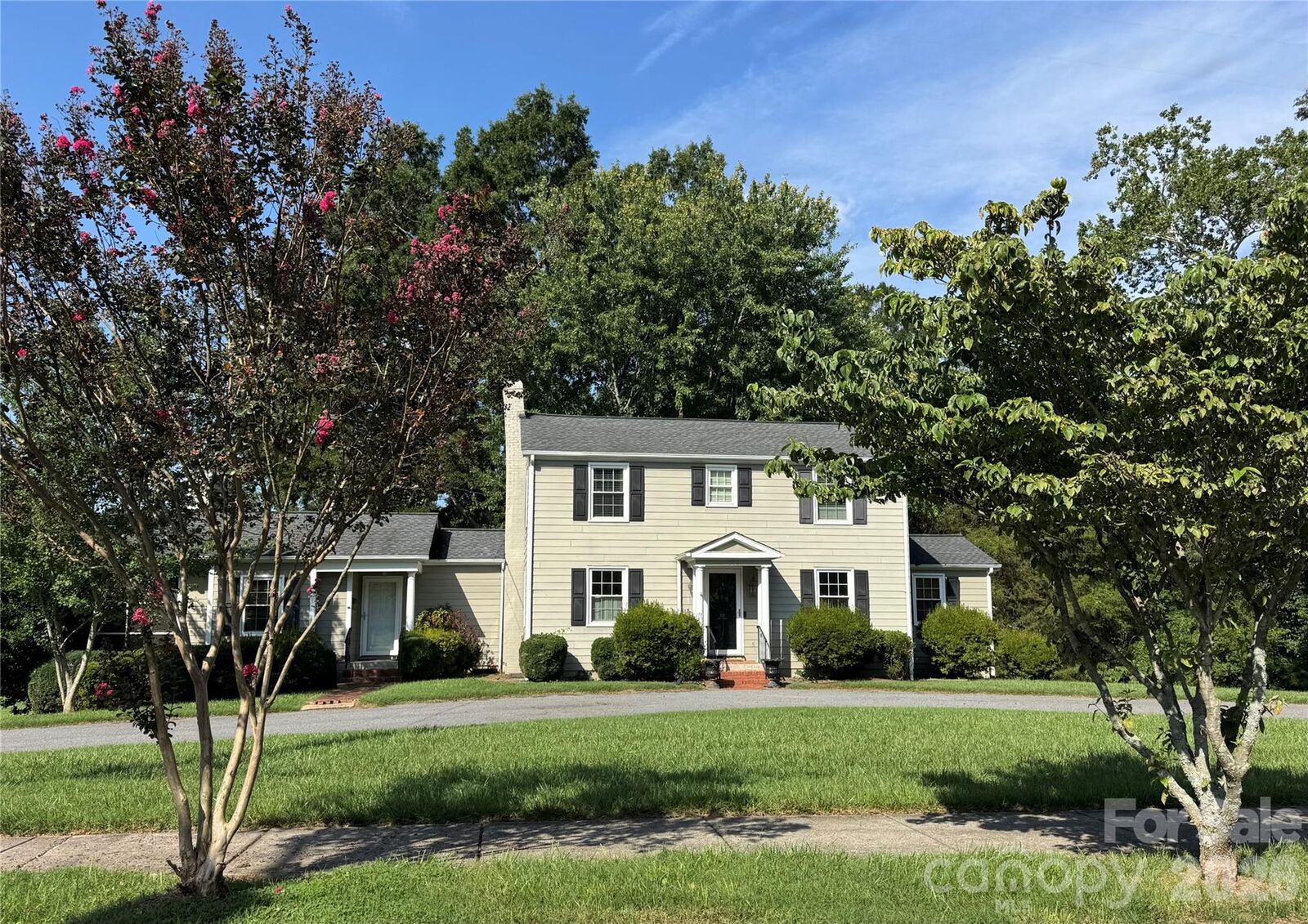 Property Photo: 330 S Center Street NC 28681