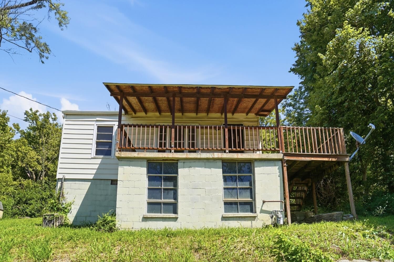 Property Photo: 5474 River Road OH 45233