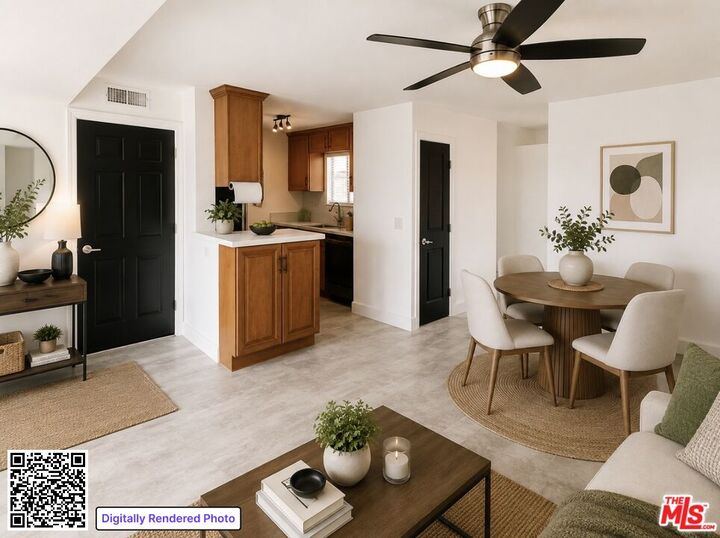 Property Photo: 2507 E 15th St, Unit 104 CA 90804