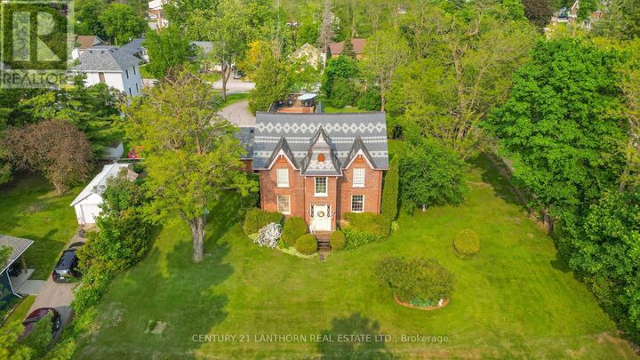 Property Photo: 26 Nelson Street ON K0K 2K0