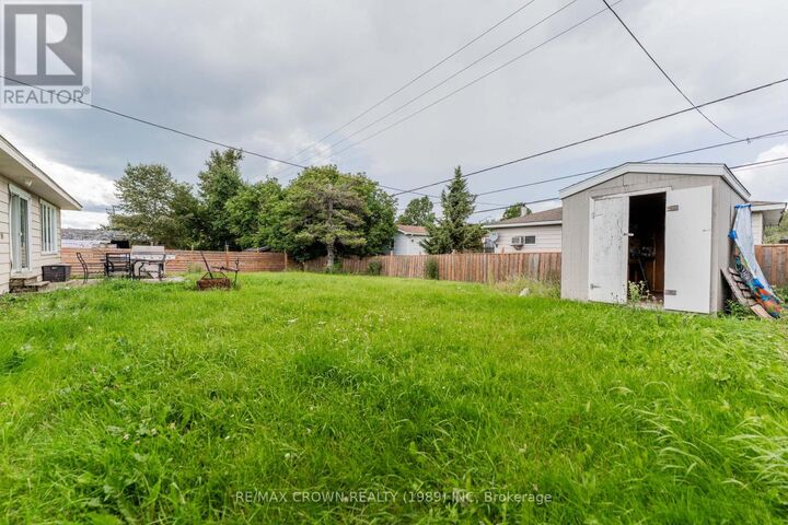 Property Photo:  3 Clark Street  ON P5N 1L3 