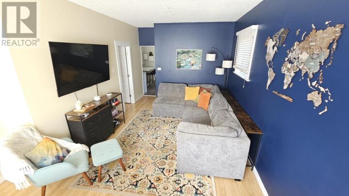 Property Photo: 1121 Centre Ave ON P7E 2X6