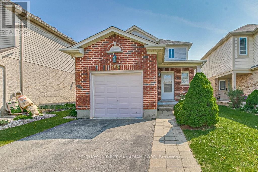 Property Photo:  706 Hedgerow Place  ON N5X 4L6 