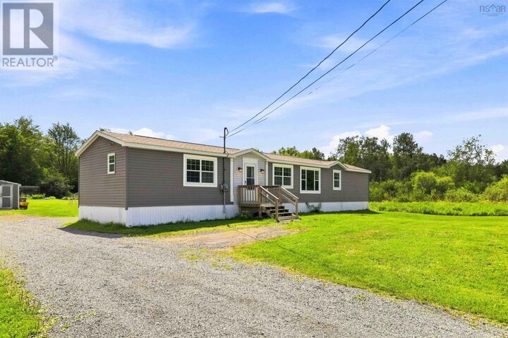 Property Photo: 20533 Highway 2 NS B0N 2H0