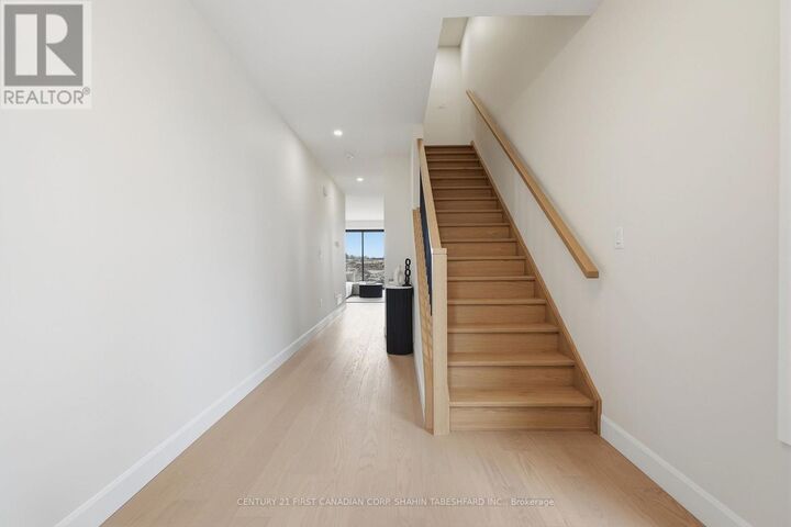 Property Photo:  2326 Darwin Crescent  ON N6P 0J6 