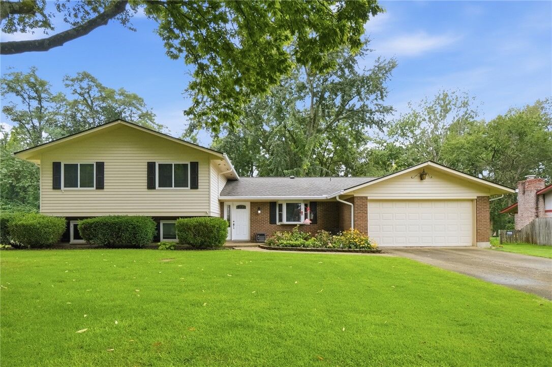 Property Photo:  8919 Deep Forest Lane  OH 45458 