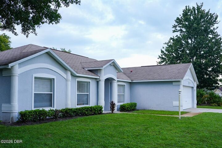 Property Photo: 49 Bayside Drive FL 32137