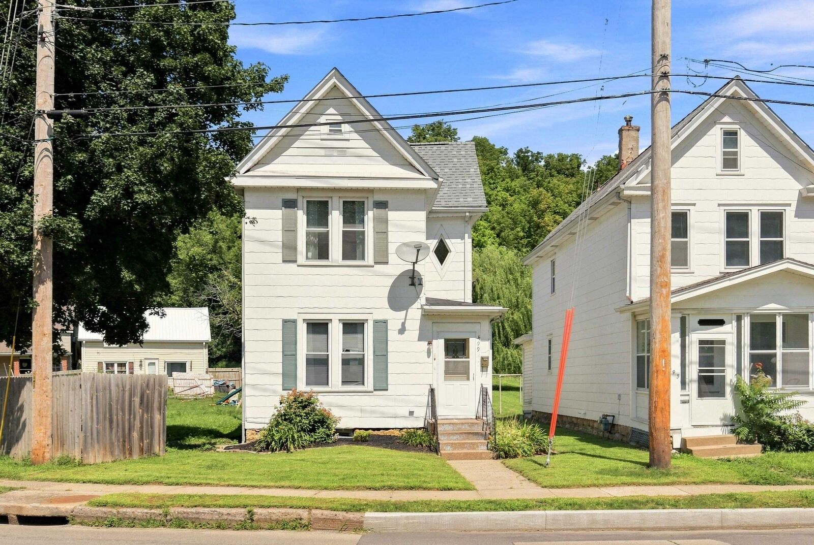 Property Photo: 499 Kaufmann Avenue IA 52001