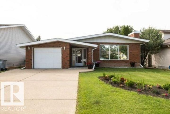 Property Photo:  10729 108A Avenue  AB T7P 1C5 
