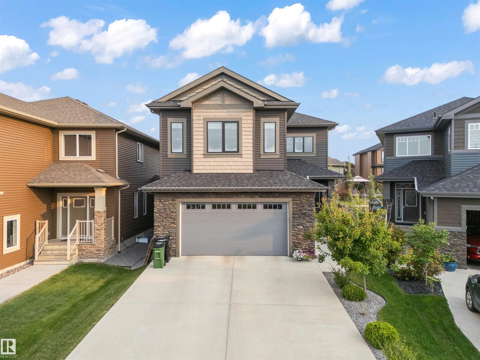 Property Photo: 1960 Adamson Terrace SW AB T6W 1A8