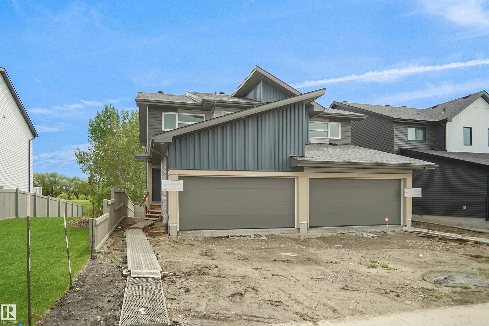 Property Photo: 185 Munn Way AB T9E 1X9