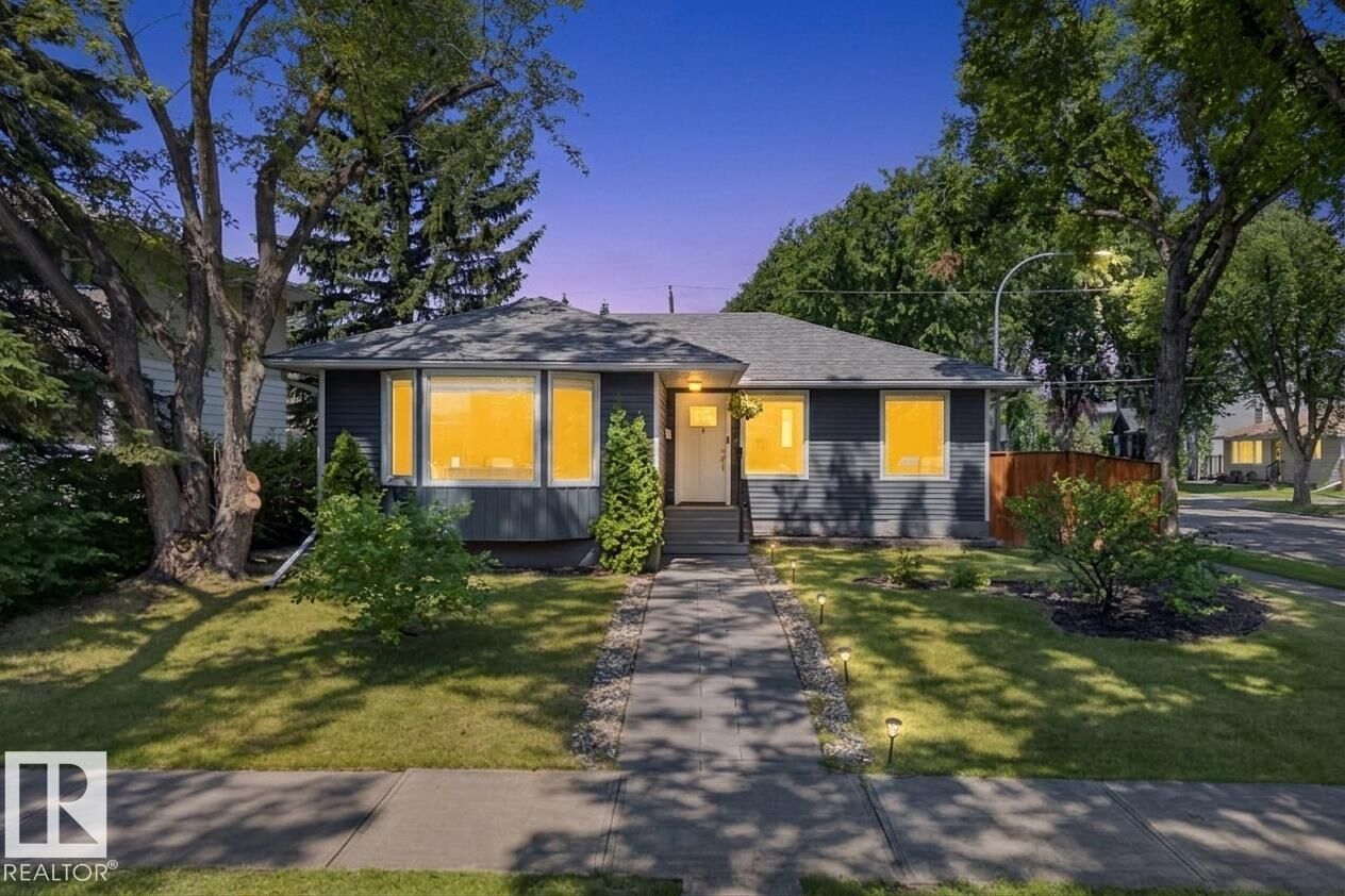 Property Photo:  14604 93 Avenue NW  AB T5R 5G6 
