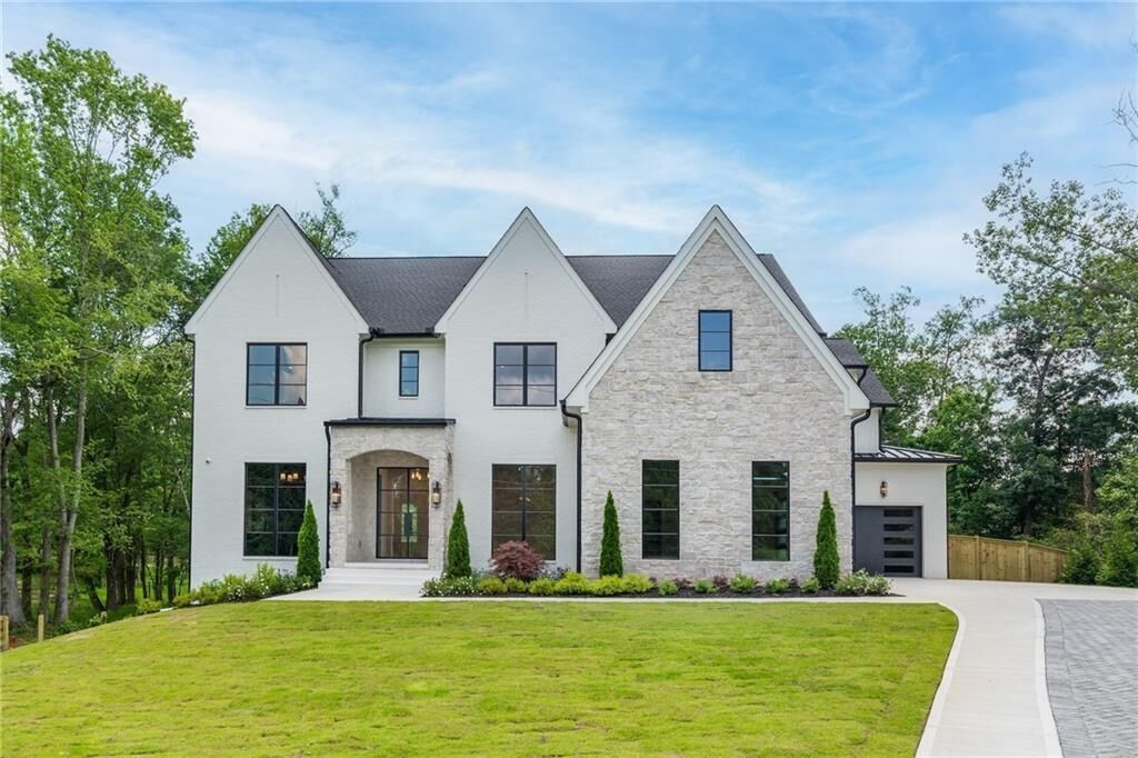 Property Photo: 290 Christopher Robin Road GA 30005