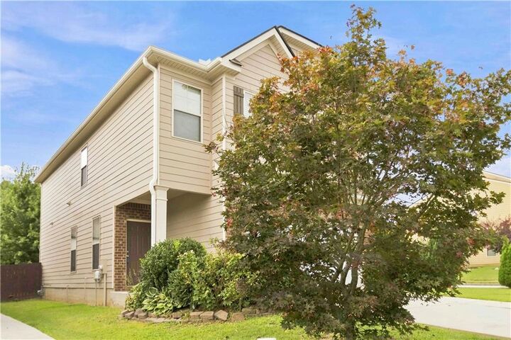 Property Photo: 532 Dasheill Lane GA 30349