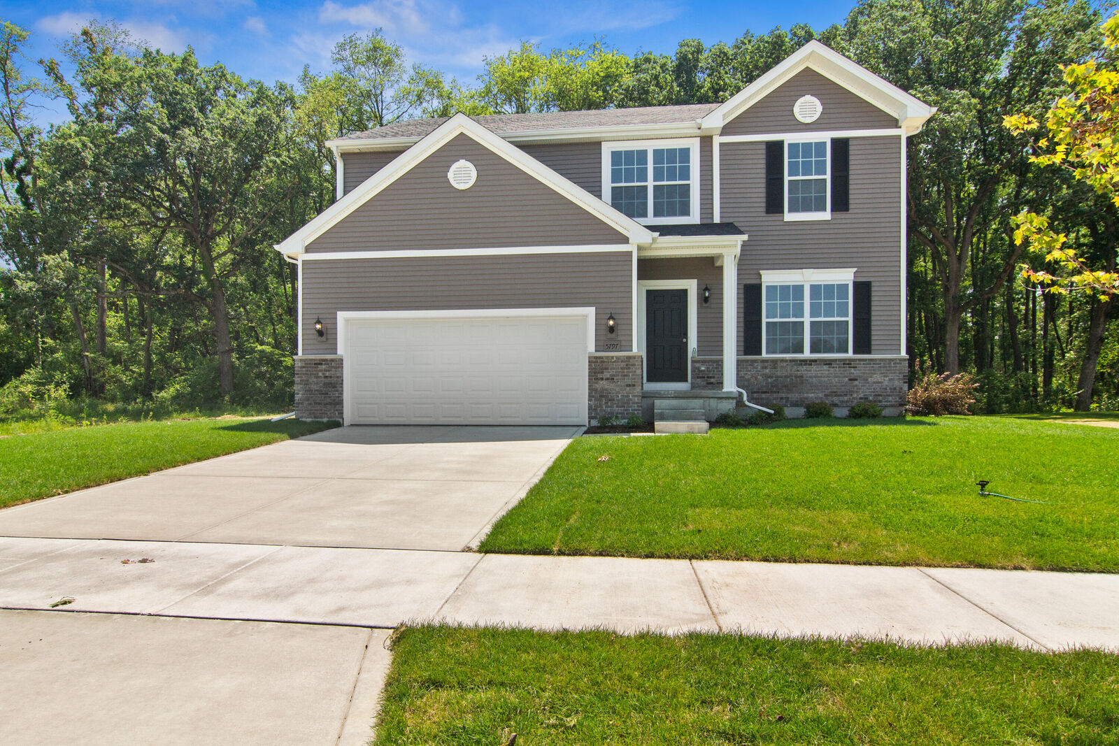 Property Photo:  3097 Fawn Lane  IN 46368 