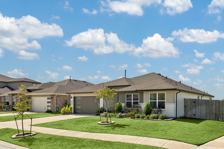 Property Photo:  3502 Joshua Grove Lane  TX 77459 