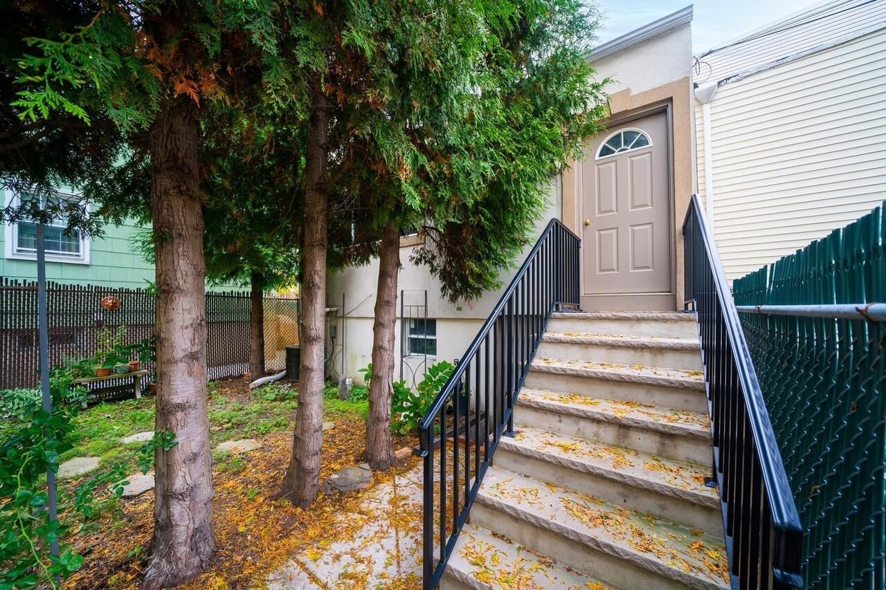 Property Photo:  100 Central Ave 3  NJ 07306 