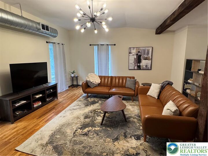 Property Photo: 49 N Delaware Drive 3rd Floor PA 18042