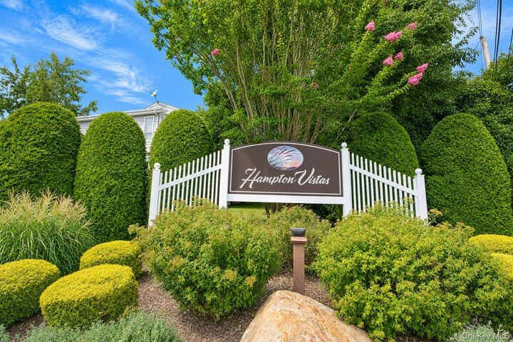 Property Photo:  31 Vista Drive N  NY 11949 