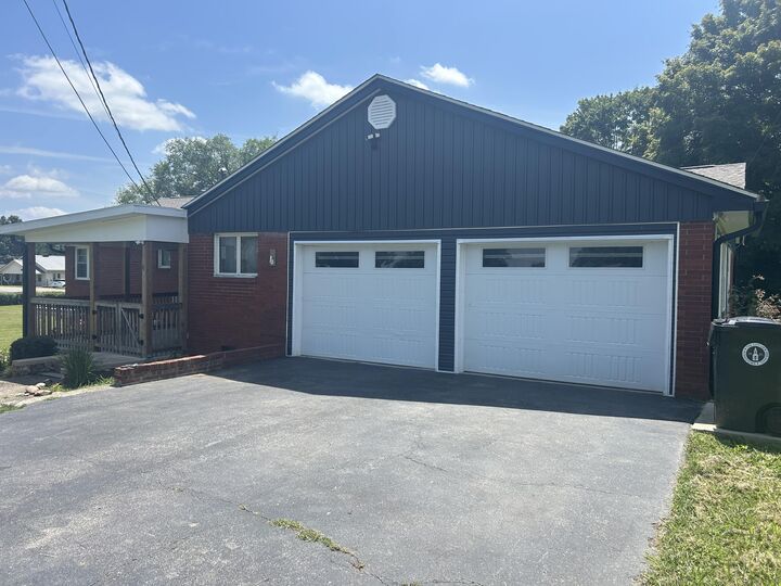 Property Photo:  1966 Magnolia Avenue  TN 37814 