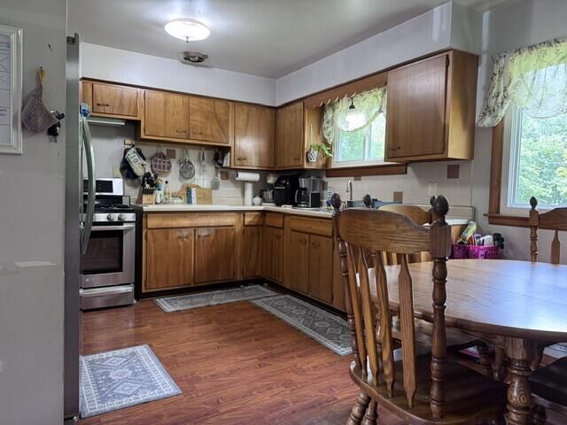 Property Photo: 82 W Main St OH 44878