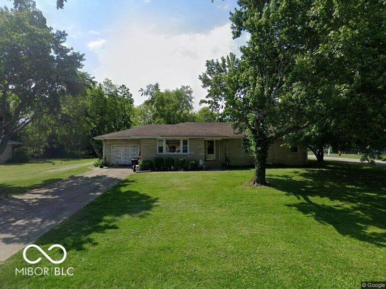 Property Photo: 229 Sycamore Drive IN 47274