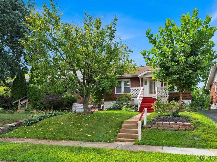 Property Photo:  8904 Olden Avenue  MO 63114 