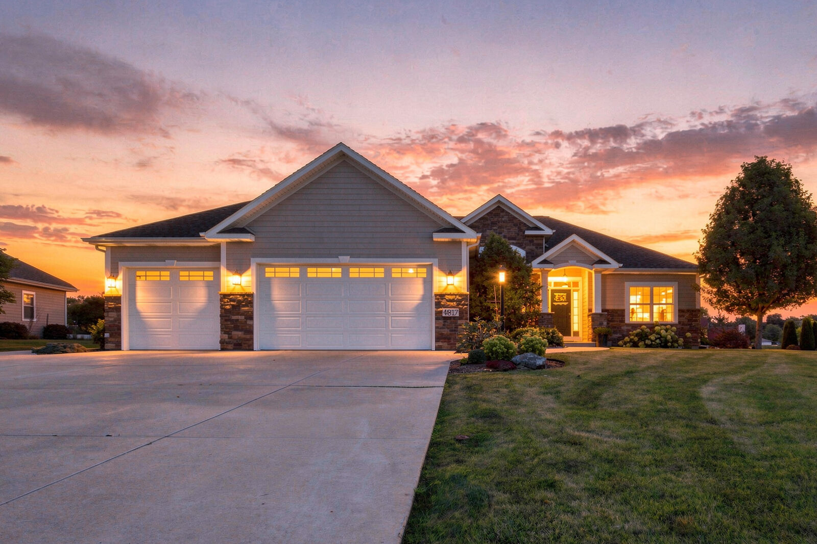 Property Photo: 4817 Copper Leaf Blvd WI 53403