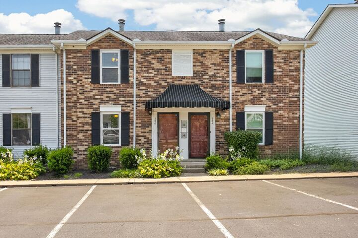 Property Photo: 226 Edgewood Dr TN 37075