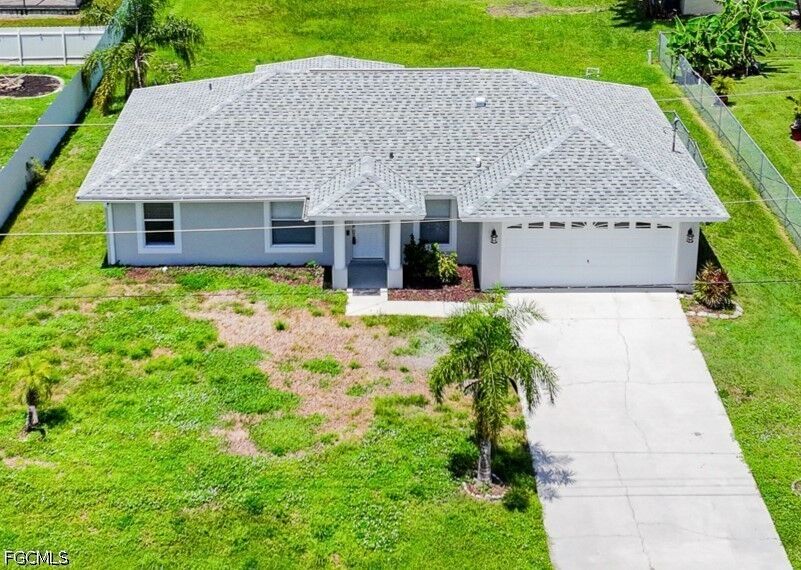 Property Photo: 4008 10th Street W FL 33971