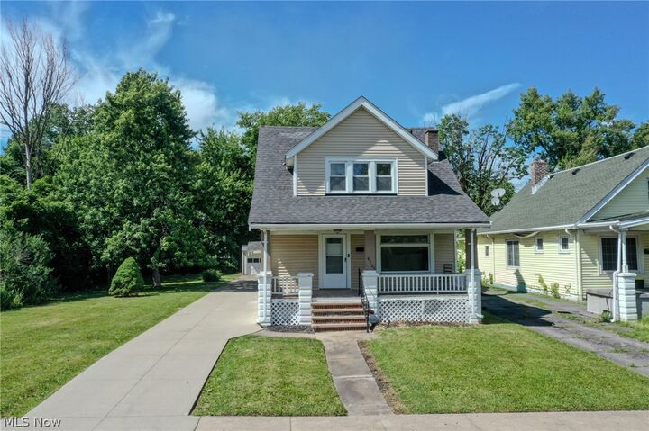 Property Photo: 9725 Parkview Avenue OH 44125