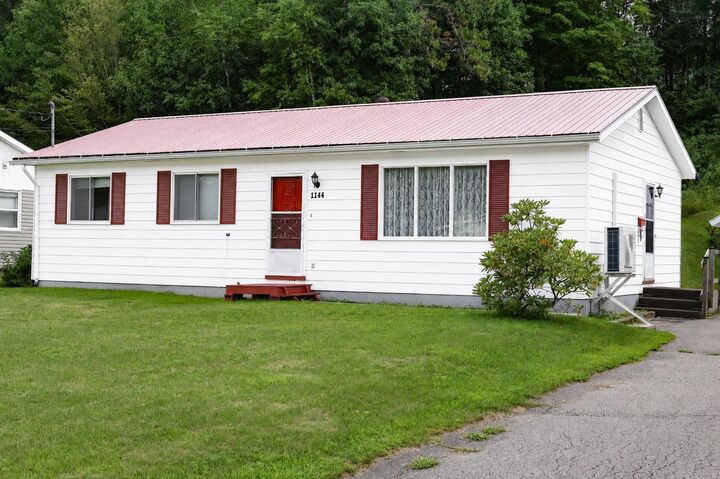 Property Photo: 1144 Aalders Avenue, NS B4N 3H5