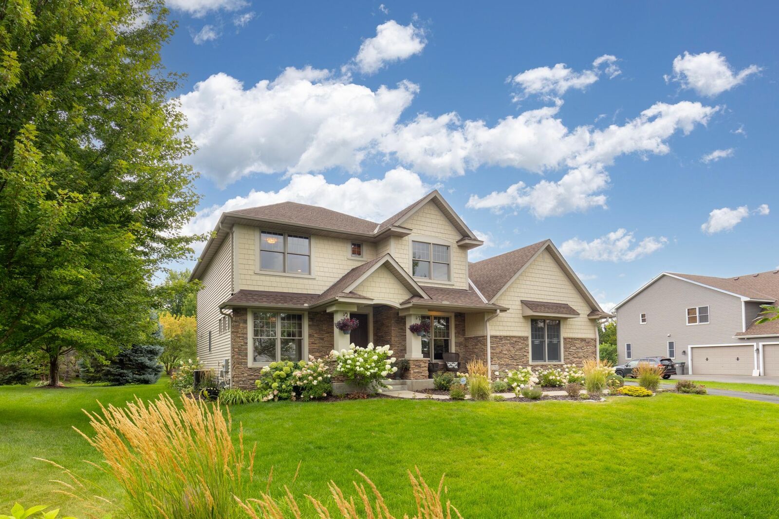 Property Photo:  1752 Carriage Drive  MN 55386 
