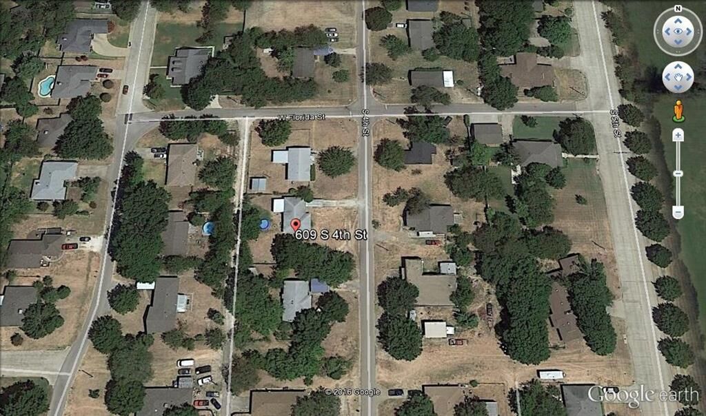 Property Photo: 609 S 4th Street TX 76065