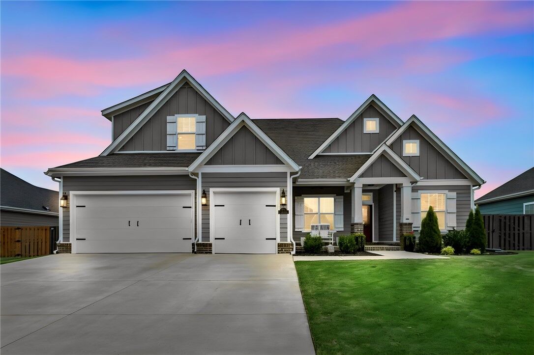 Property Photo: 6416 S 62nd Street AR 72758