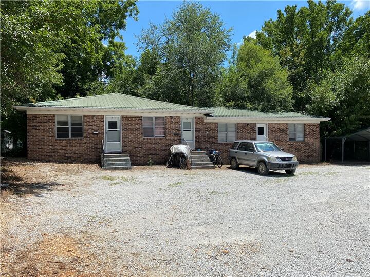 Property Photo: