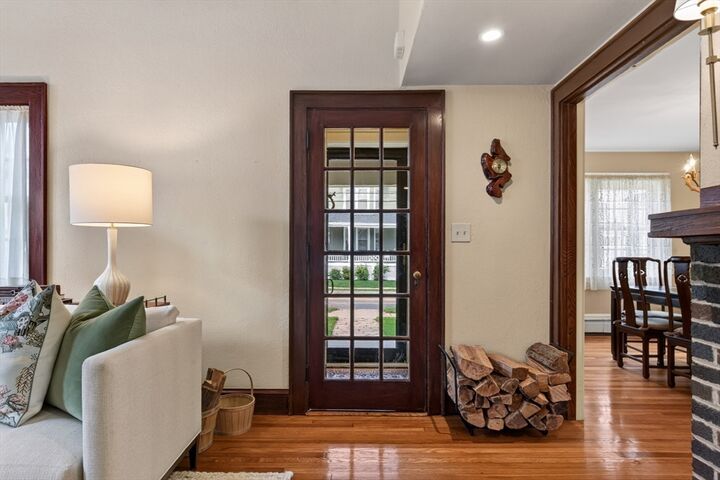 Property Photo:  165 Thacher  MA 02186 