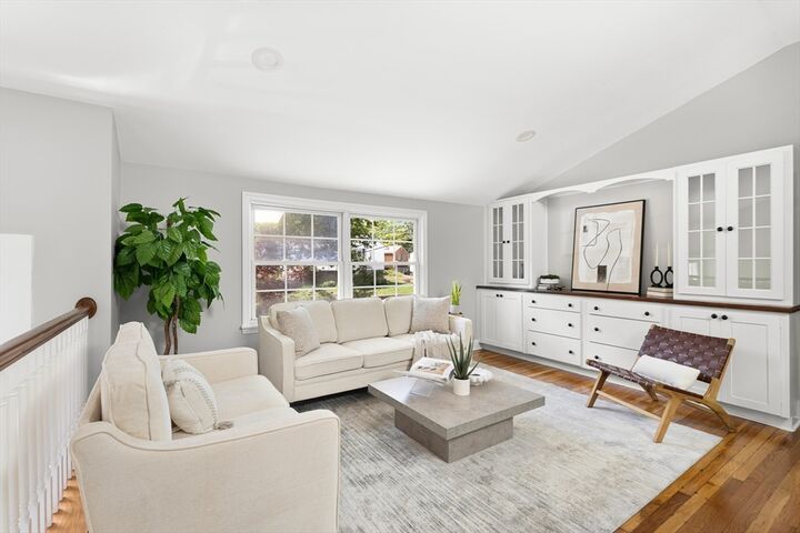 Property Photo:  10 Kardon Rd  MA 02136 