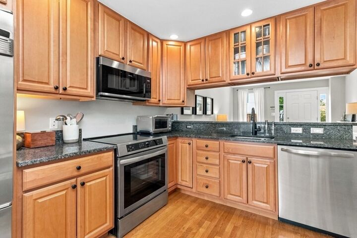 Property Photo:  9 Russell St 3  MA 02453 